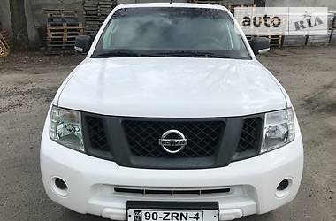 Пикап Nissan Navara 2014 в Львове