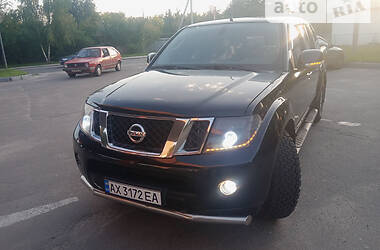 Пикап Nissan Navara 2012 в Харькове