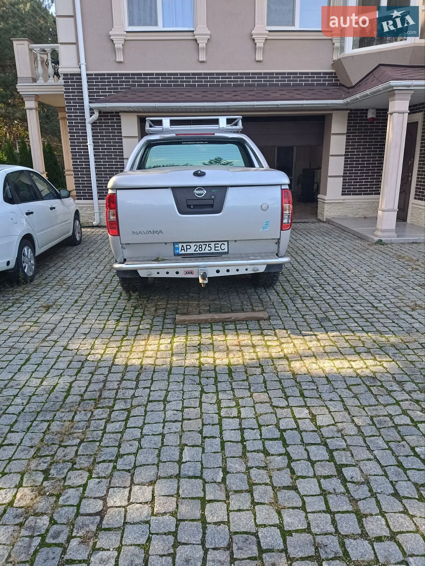 2011 Nissan Navara (Frontier) - мініатюра 3