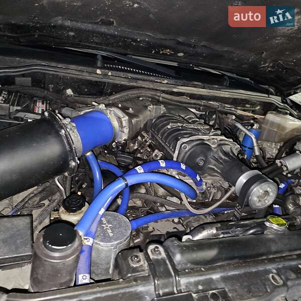 Пикап Nissan Navara 2010 в Киеве