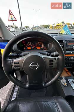 Пикап Nissan Navara 2007 в Днепре