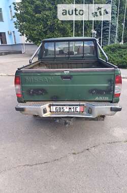 Пікап Nissan Navara 1999 в Сумах