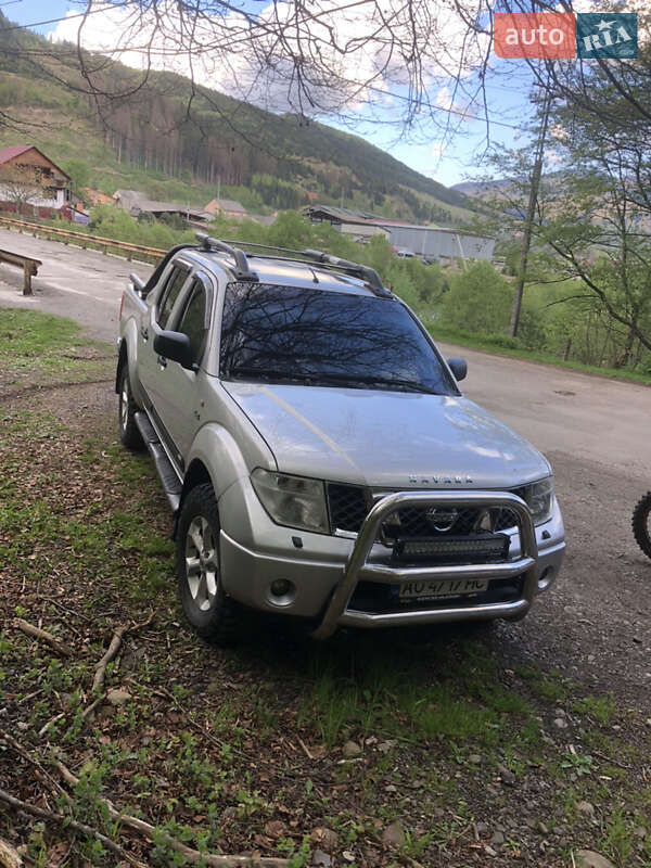 Пікап Nissan Navara 2006 в Міжгір'ї