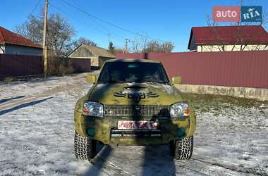 Пікап Nissan Navara 2002 в Києві