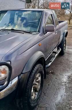 Пікап Nissan Navara 2004 в 