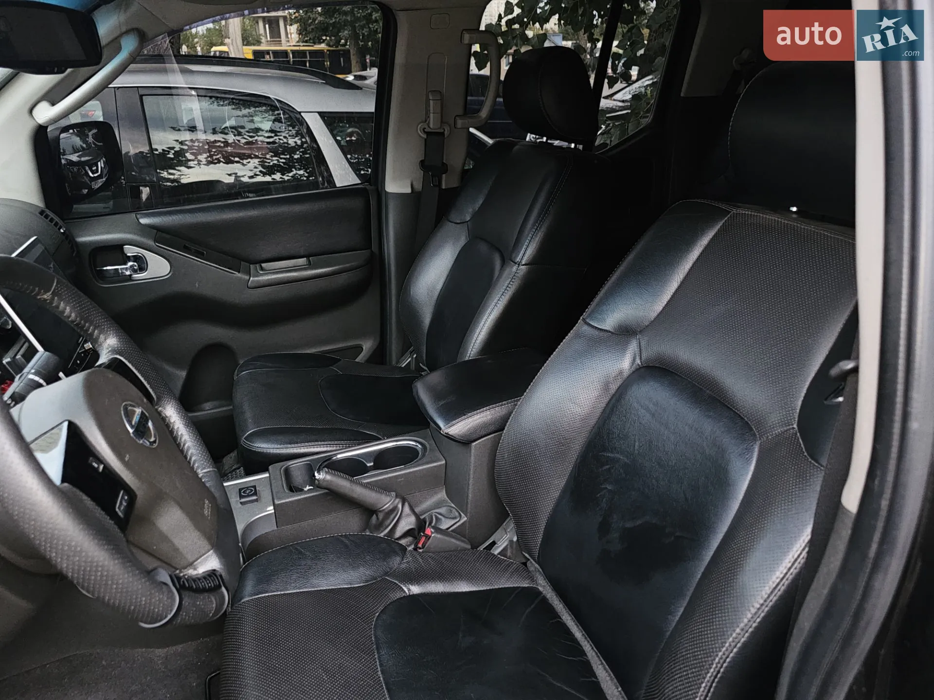 2010 Nissan Navara (Frontier) - мініатюра 19