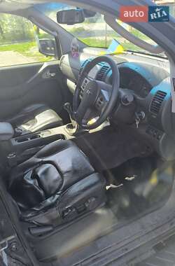 Пікап Nissan Navara 2006 в 