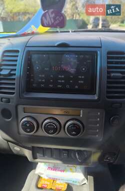 Пікап Nissan Navara 2006 в 