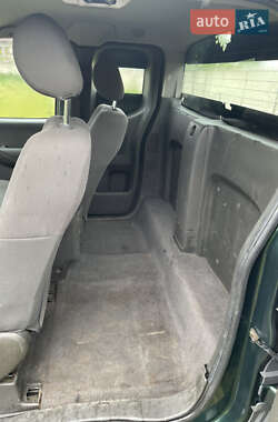 Пікап Nissan Navara 2006 в 