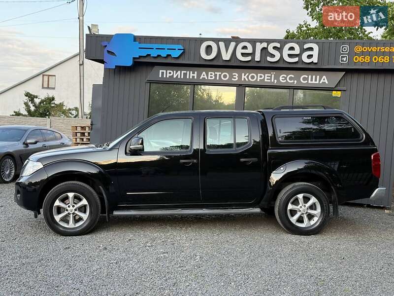 Пікап Nissan Navara 2012 в Хмельницькому