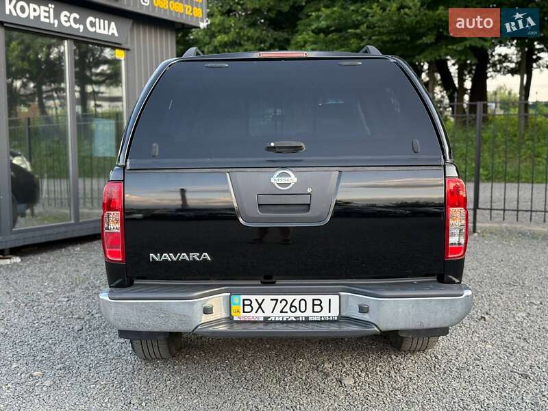 Пікап Nissan Navara 2012 в Хмельницькому
