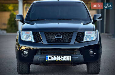 Пікап Nissan Navara 2014 в Запоріжжі
