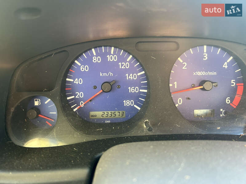 Пикап Nissan Navara 2000 в Киеве фото 8 Пикап Nissan Navara 2000 в Киеве