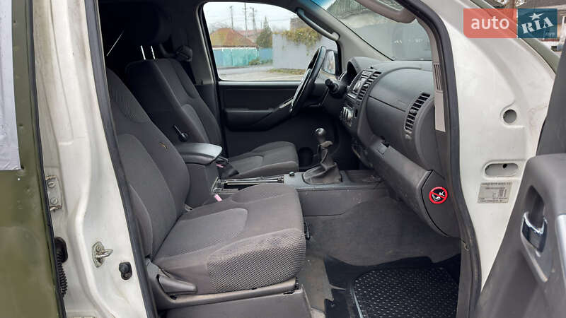 Пикап Nissan Navara 2006 в Кременчуге фото 40 Пикап Nissan Navara 2006 в Кременчуге
