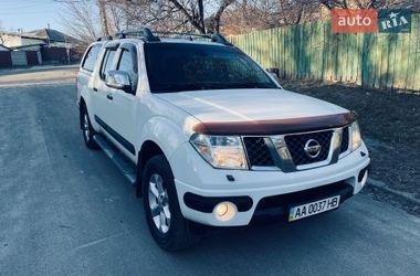 Пикап Nissan Navara 2008 в Киеве