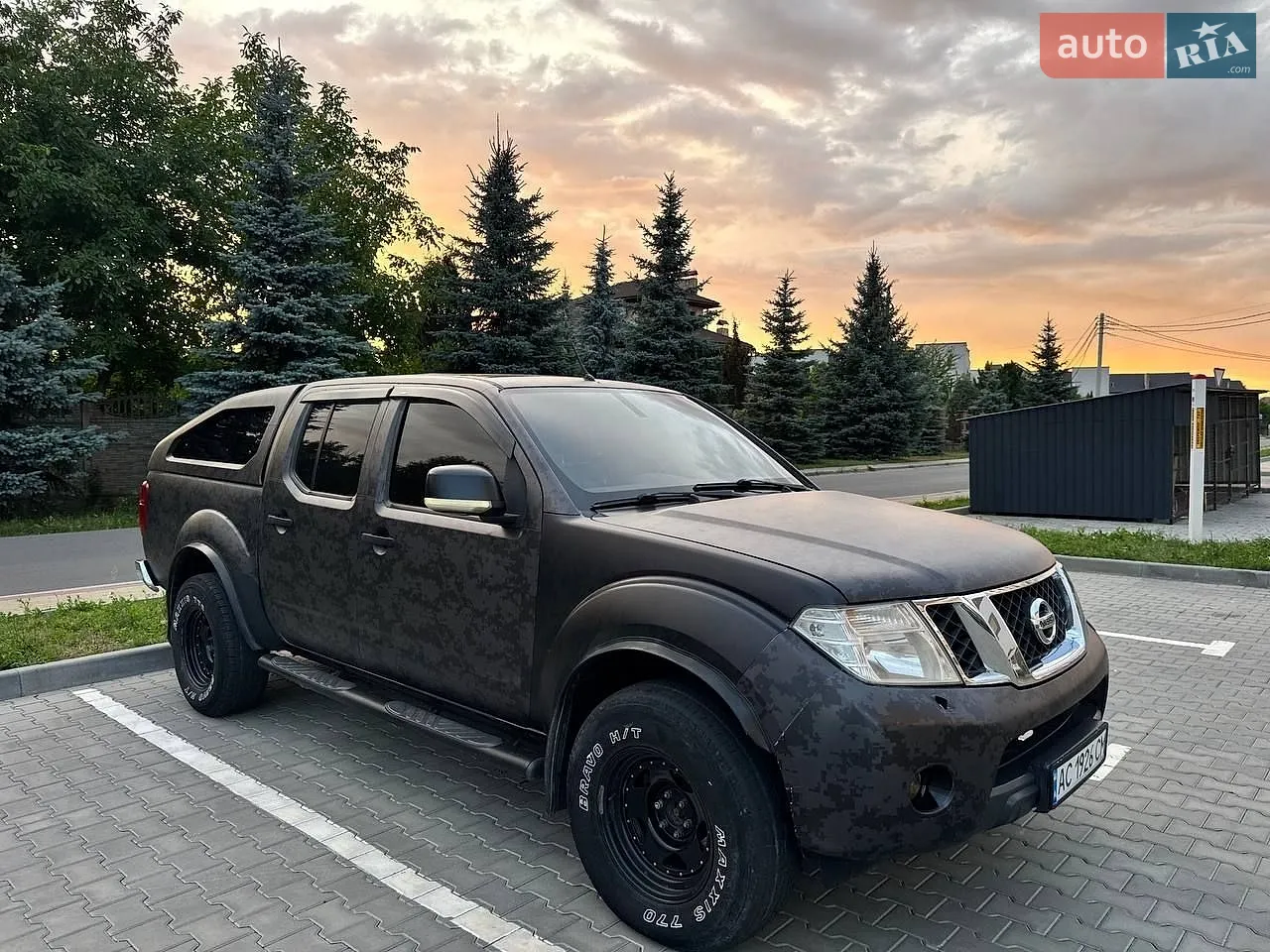 2010 Nissan Navara (Frontier) - фото 1