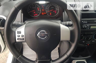 Хетчбек Nissan Note 2011 в 