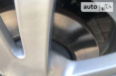 Хетчбек Nissan Note 2011 в 