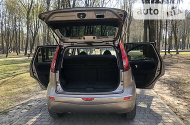 Хетчбек Nissan Note 2011 в 