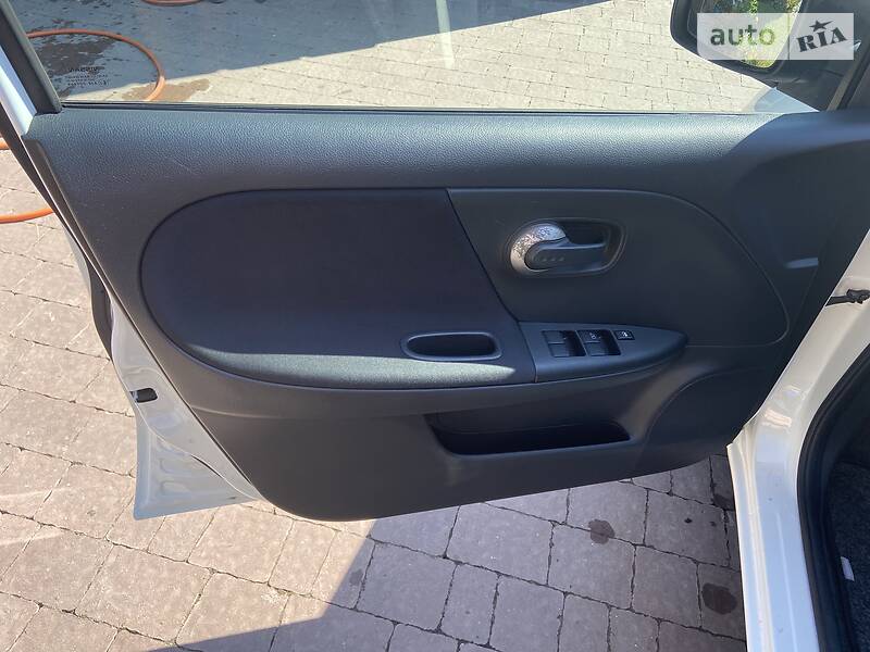 Хетчбек Nissan Note 2009 в Бучачі фото 9 Хетчбек Nissan Note 2009 в Бучачі