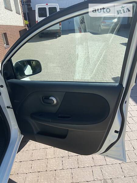 Хетчбек Nissan Note 2009 в Бучачі фото 26 Хетчбек Nissan Note 2009 в Бучачі