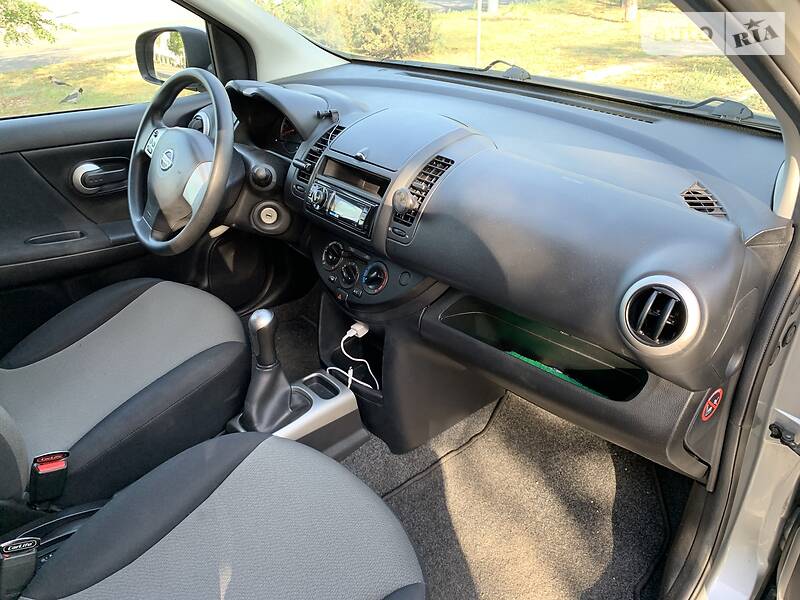 Хетчбек Nissan Note 2013 в Дніпрі