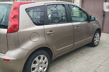 Минивэн Nissan Note 2007 в Купянске