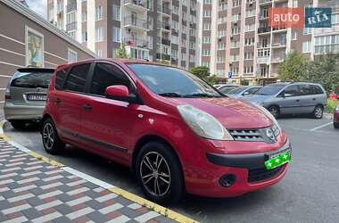 Хэтчбек Nissan Note 2007 в Киеве