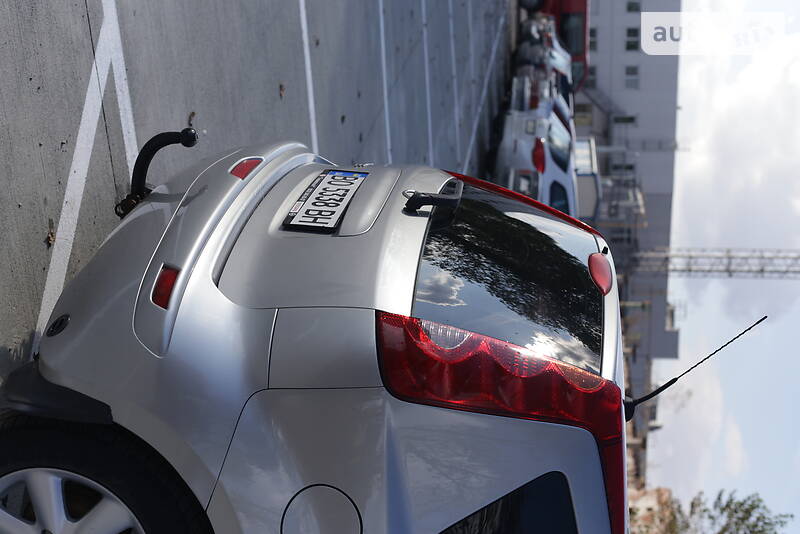 Минивэн Nissan Note 2008 в Чорткове