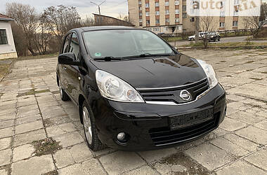 Універсал Nissan Note 2011 в Чернівцях