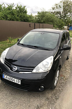 Хетчбек Nissan Note 2010 в Умані