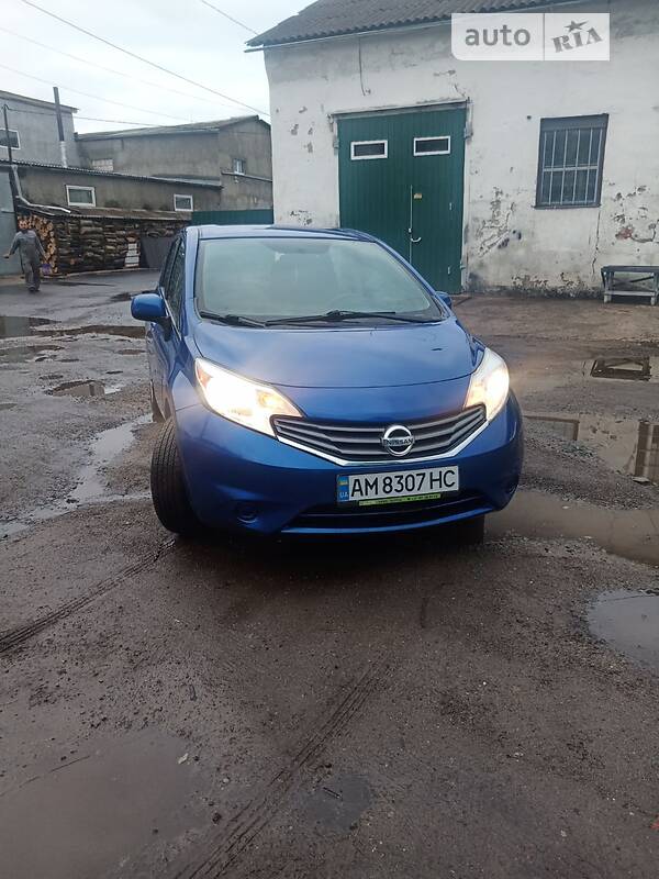 Хэтчбек Nissan Note 2014 в Звягеле