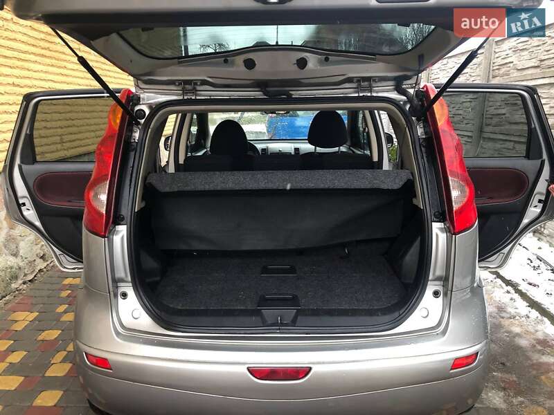 Хэтчбек Nissan Note 2008 в Днепре