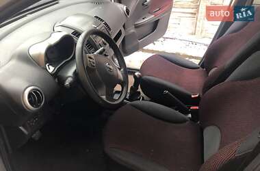 Хэтчбек Nissan Note 2008 в 