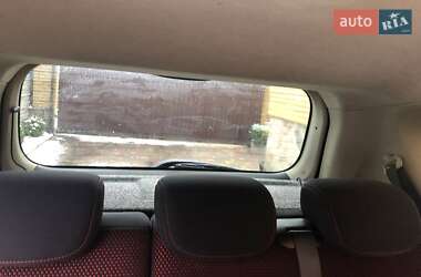 Хэтчбек Nissan Note 2008 в 