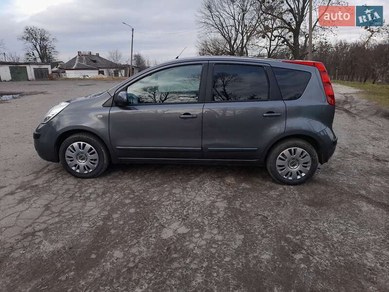 Хэтчбек Nissan Note 2006 в Дубно фото 12 Хэтчбек Nissan Note 2006 в Дубно