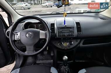 Хэтчбек Nissan Note 2006 в Дубно