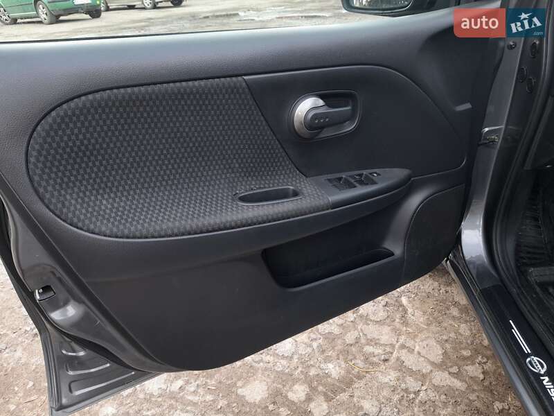 Хэтчбек Nissan Note 2006 в Дубно фото 20 Хэтчбек Nissan Note 2006 в Дубно