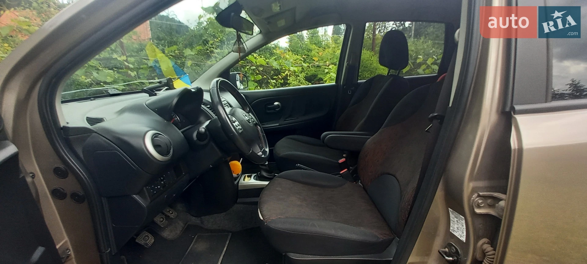 2010 Nissan Note - мініатюра 5