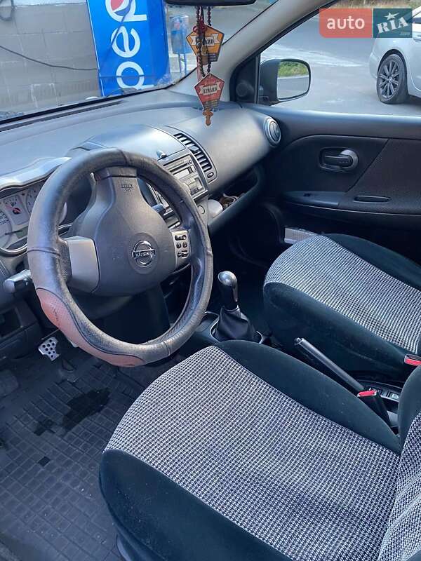 Хэтчбек Nissan Note 2007 в Одессе
