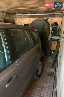 Хэтчбек Nissan Note 2007 в Остер