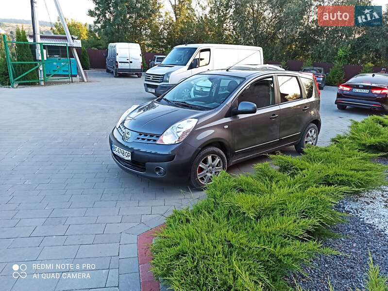 Хэтчбек Nissan Note 2006 в Львове