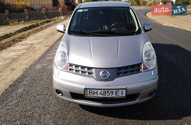 Хэтчбек Nissan Note 2008 в Рени