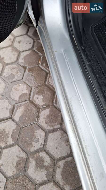Хетчбек Nissan Note 2007 в Тернополі