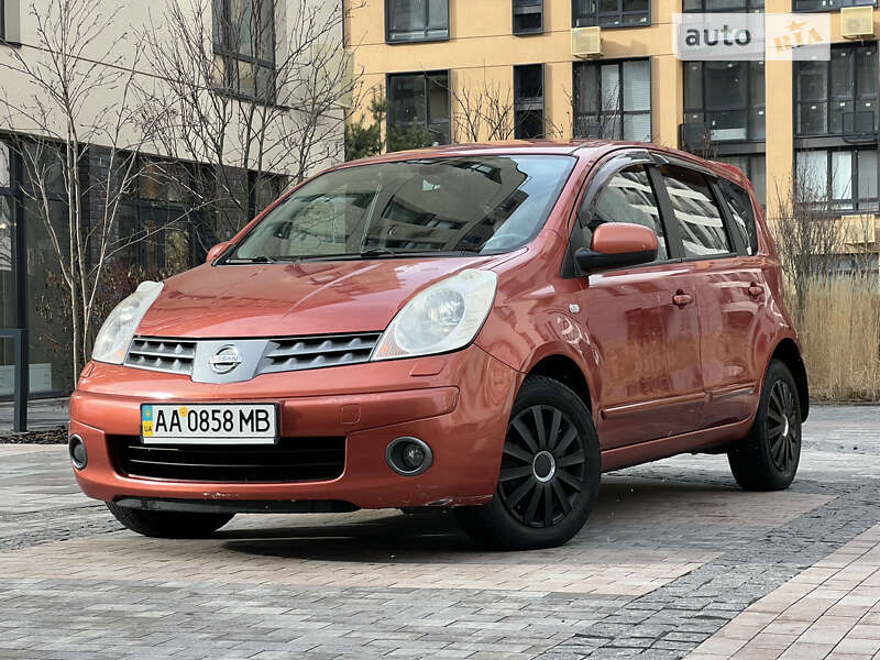 Schonbezüge Nissan Note 2013↗ kaufen in Kiew, erschwinglicher