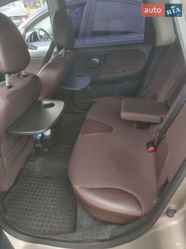 Хэтчбек Nissan Note 2008 в Украинке