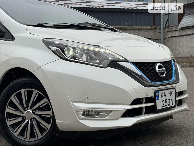 Хэтчбек Nissan Note 2018 в Киеве