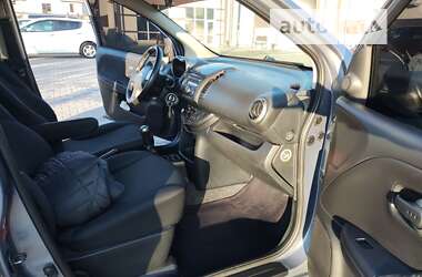 Хэтчбек Nissan Note 2008 в Могилев-Подольске