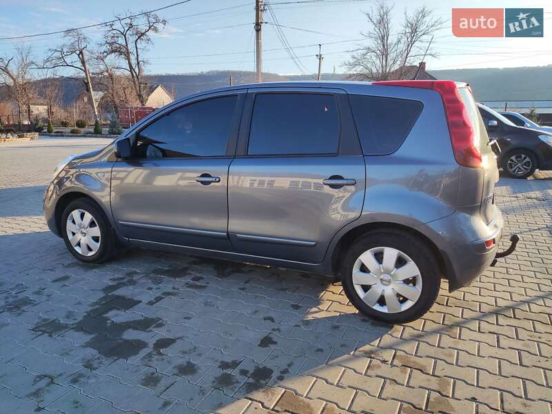 Хетчбек Nissan Note 2008 в Могилів-Подільському