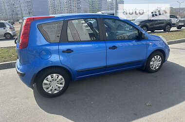 Хэтчбек Nissan Note 2006 в Полтаве